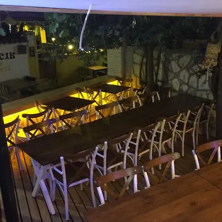 Canluca Bed & Breakfast Izmir